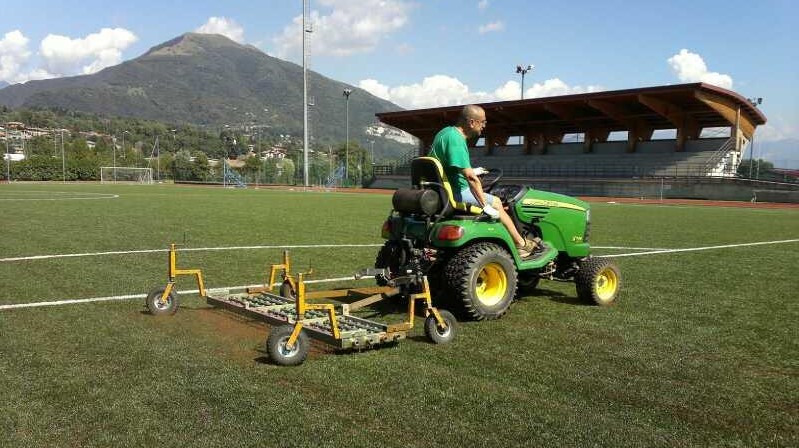 synthetic-turf-maintenance.i4024-kcur3